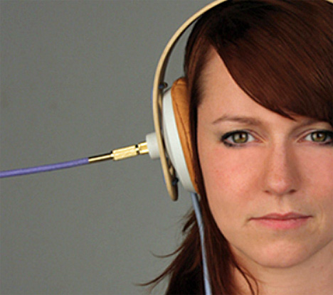 plug-it-in-headphones-1.jpg