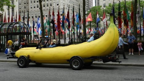big-banana-car-3.jpg